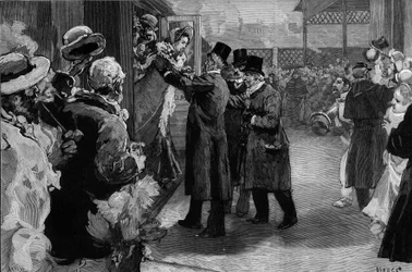 Louise Michel keerde terug naar Frankrijk (1830-1905) na zijn deportatie voor zijn deelname aan de Parijse Commune. Ze werd verwelkomd op station Saint Lazare door Henri Rochefort (1831-1913), Louis Blanc (181-1882) en George Clemenceau (1841-1929)