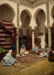 Moorse vrouwen maken Arabische tapijten, Algiers, Algerije, c.1899