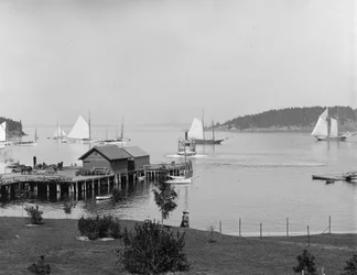 Bar Harbor, Mt. Desert Island, Maine, de haven vanaf Newport House, ca. 1901