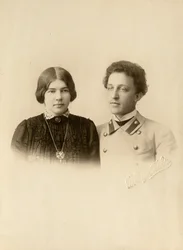 Portret van de dichter Alexander (Alexandre) Aleksandrovich Blok (1880-1921) met zijn vrouw