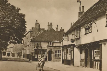 Church Street, Chiswick, met wat vroeger de Burlington Arms was, ca. 1935