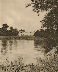 Fair Thames wast de rietachtige oevers bij Syon House, ca. 1935