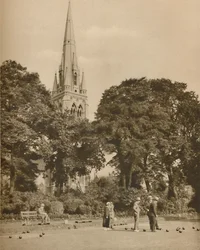Stoke Newington in de zomer: De bowlingbaan in Clissold Park, ca. 1935