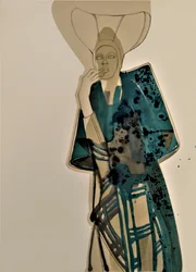 Elegant modefiguurtje in blauwgroen