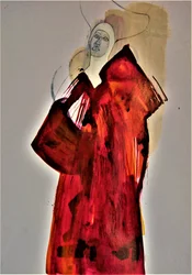 Etherische vrouw in het rood