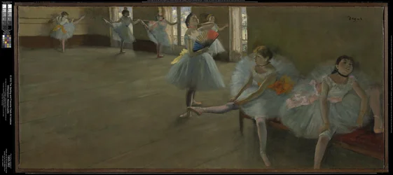 Danseressen in het klaslokaal