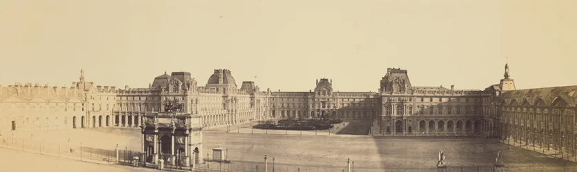[Panoramisch uitzicht op het Nouveau Louvre, Cour Napoléon en Carrousel, genomen vanaf de Tuilerieën].