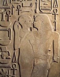 Koning Sesostris I met de god Ptah uit Karnak, graf van Sesostris I, Middenrijk, XIIe dynastie