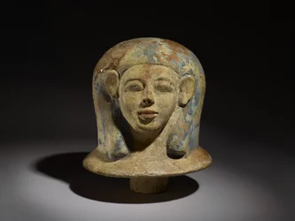 Kanopische potdeksel in de vorm van een hoofd