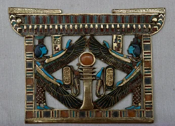 Tempelvormig borstharnas, Schatkamer van Toetanchamon, Egypte, Egyptische beschaving, Nieuwe Koninkrijk, Dynastie XVIII