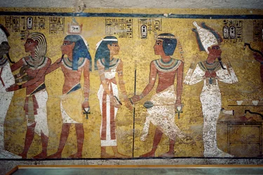Toetanchamon voor Osiris, farao voor godin Nut en Ay die mondopeningsceremonie uitvoert, fresco, muur van grafkamer, Graf van Toetanchamon, Vallei der Koningen, Thebe, Egypte. Egyptische beschaving, Nieuwe Koninkrijk, Dynastie XVIII