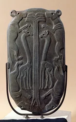 Palet met vier honden en twee giraffen met een palmboom, Thinite Periode (schist)