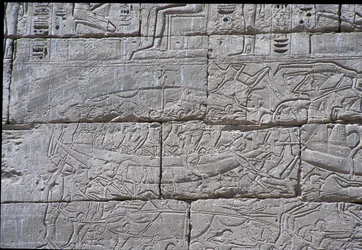 Het zeevolk, zeeslag van Ramses III, Medinet Habu, 1195-64 v.Chr.