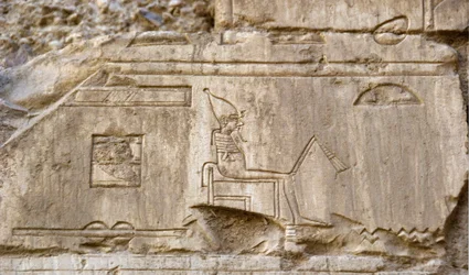 Egyptische oudheid: reliëf van de god Osiris. Graf van Ankh-Hor (TT414) (26e dynastie, 672-525 v.Chr.), Luxor (Thebe), Egypte
