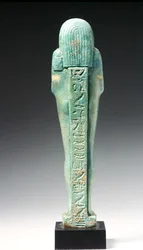 Achteraanzicht van een Ushabti-figuur voor Nakht-Hor-em-heb-mes-em-khereden, Late Dynastieke Periode, ca. 600 v.Chr.