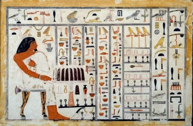 Egyptische oudheid: kalkstenen stèle van Prins Oupemnefret