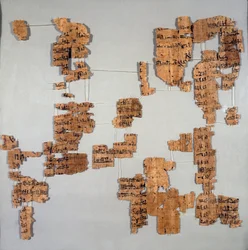 Egyptische oudheden: fragmenten van de papyrus bekend als de Koninklijke Canon of 