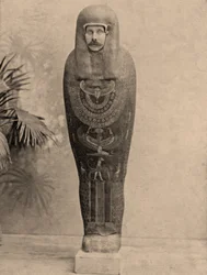 Aartshertog Franz Ferdinand van Oostenrijk doet zich voor als mummie in Caïro