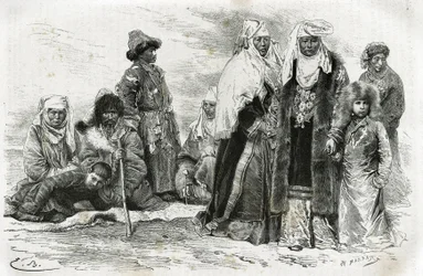 Arme en rijke Kirgizische vrouwen. Gravure door Emile Bayard, ter illustratie van reisindrukken van Orenburg naar Samarkand, door Marie de Ujfalvy-Bourdon, tussen 1876 en 1878, in de Tour du monde, onder leiding van Edouard Charton