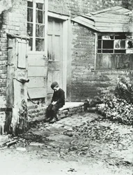 Een jongen in Frogmore, Londen, 1888