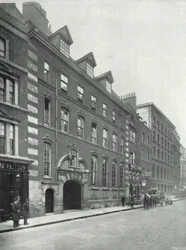 Bishopsgate Street (binnen), Baring