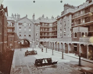Bourne Estate: Laney Buildings, Londen