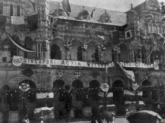 Versieringen op het Stadhuis, Singapore, illustratie uit The King, 25 mei 1901