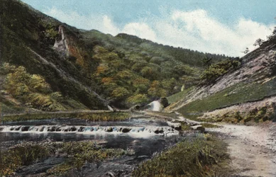 Dovedale, Kasteel Rots