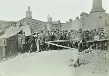 Eastferry Road bevrijd van lot, 1885