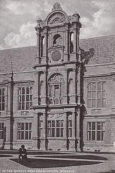 In de Binnenplaats Nieuwe Examen Scholen