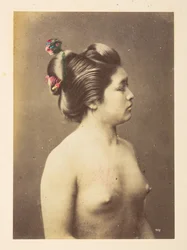 Japanse meisjes die baden, portret tot het middel van een naakte jonge vrouw in rechterprofiel, fotograaf: onbekend, Lucas-collectie: fotografisch verslag van de wereldreis van Charles James en Morton P. Lucas
