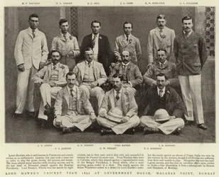 Lord Hawkes Cricketteam 1892 in het Regeringshuis, Malabar Point, Bombay