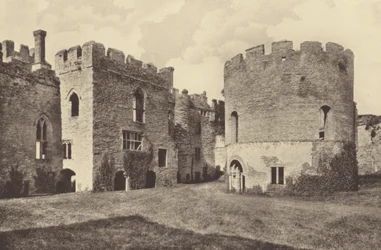 Ludlow Castle, Binnenhof en Ronde Kapel