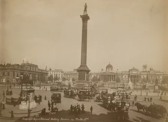 Ansichtkaart met een afbeelding van Trafalgar Square