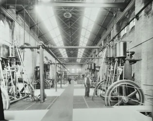 Southern Outfall Riool, Crossness: interieur van het machinehuis, 1894