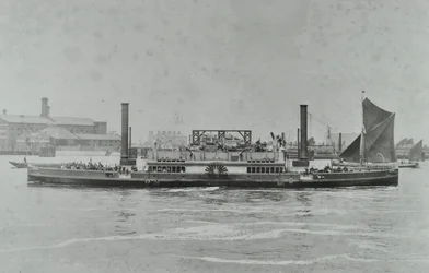Woolwich Ferry: veerboot op de rivier, 1896