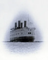 Werf nr. 647, Baikal. Achteraanzicht van de ijsbrekende treinveerboot Baikal