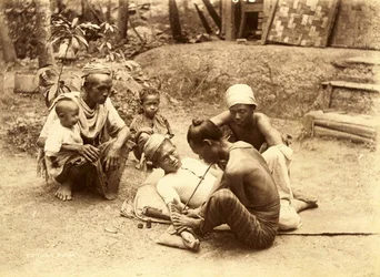 Een Shan-man die wordt getatoeëerd, 1890