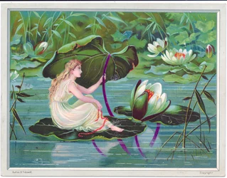Victoriaanse wenskaart van een fee die op een stroom vaart op een lotusblad met een lelieblad als luifel, ca. 1880