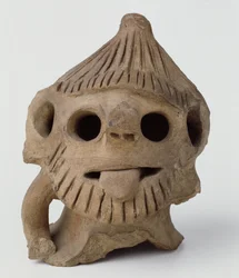 Schoorsteenpot of louvre, voorheen gemonteerd op de nok van een dak in de High Street, Oxford, 14e eeuw