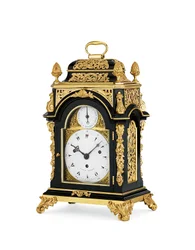 George III ormolu-gemonteerde eboniseerde slag- en muzikale acht-daagse tafelklok van kleine omvang, c.1765