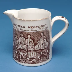 Kan versierd met het Sheffield Wednesday team, 1896