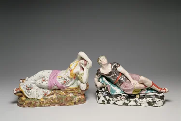 Liggende figuren van Cleopatra (69-30 v.Chr.) en Marcus Antonius (ca. 82-30 v.Chr.), Staffordshire, ca. 1810-20