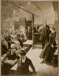 Toneelvoorstelling voor soldaten die in de oorlog blind zijn geworden, 1914-19