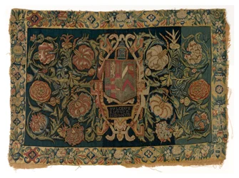 Lange wandtapijtkussenhoes met de wapens van Walter Jones en zijn vrouw Eleanor Pope, mogelijk gemaakt in Sheldon, Engeland, na 1600