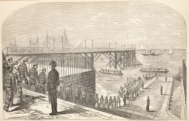 De gevangenen keren terug naar de hulks van hun arbeid in het Arsenal, illustratie uit The Criminal Prisons of London and Scenes from Prison Life door Henry Mayhew en John Binny, uitgegeven in 1862