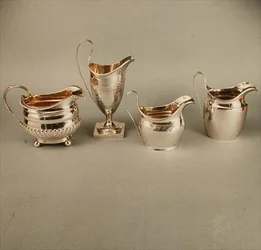Collectie roomkannen, allemaal uit de George III periode (1760-1820)