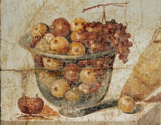 Glazen schaal met fruit