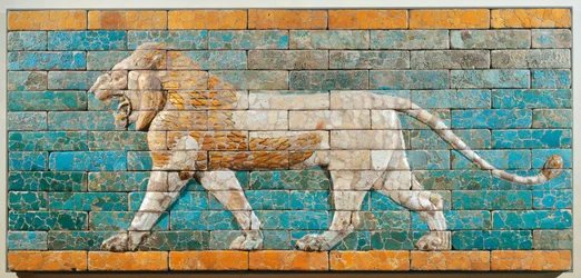 Leeuw met gezicht naar links. Babylon, Mesopotamië, Periode van Nebukadnezar II. Geglazuurd terracotta bakstenen reliëf ...