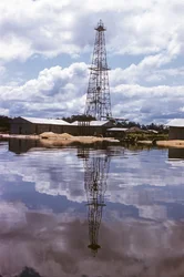 Shell en British Petroleum Company, Nigerdelta naar Port Harcourt, Nigeria, Afrika